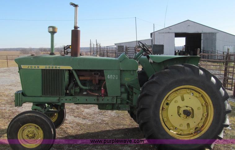image for item E3664 1968 John Deere 4020 tractor