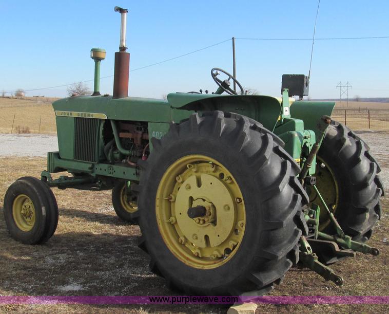image for item E3664 1968 John Deere 4020 tractor