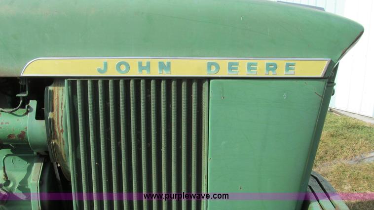 image for item E3664 1968 John Deere 4020 tractor