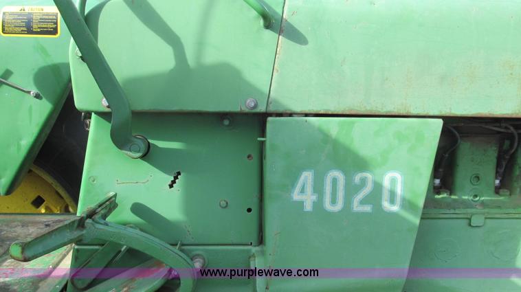 image for item E3664 1968 John Deere 4020 tractor