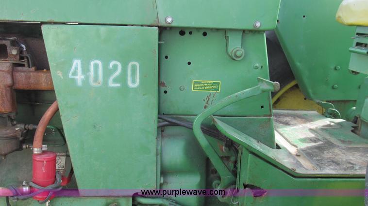 image for item E3664 1968 John Deere 4020 tractor