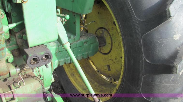image for item E3664 1968 John Deere 4020 tractor