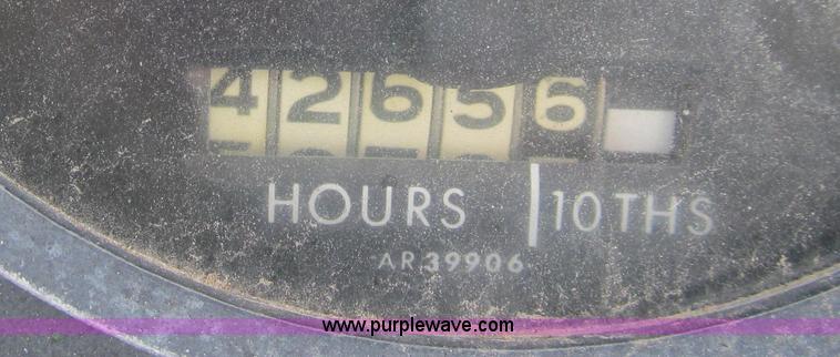 image for item E3664 1968 John Deere 4020 tractor