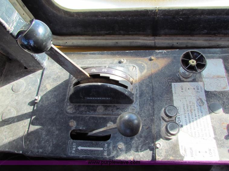 image for item E8298 1985 Ag-Chem Big A 4500 floater