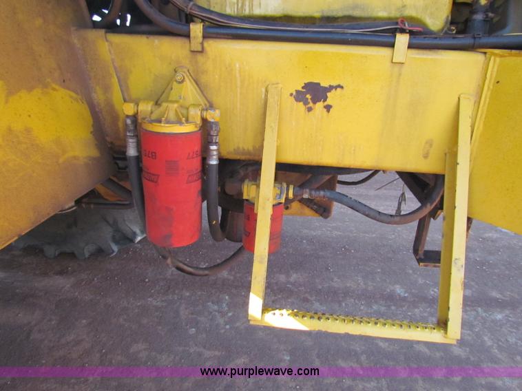 image for item E8298 1985 Ag-Chem Big A 4500 floater