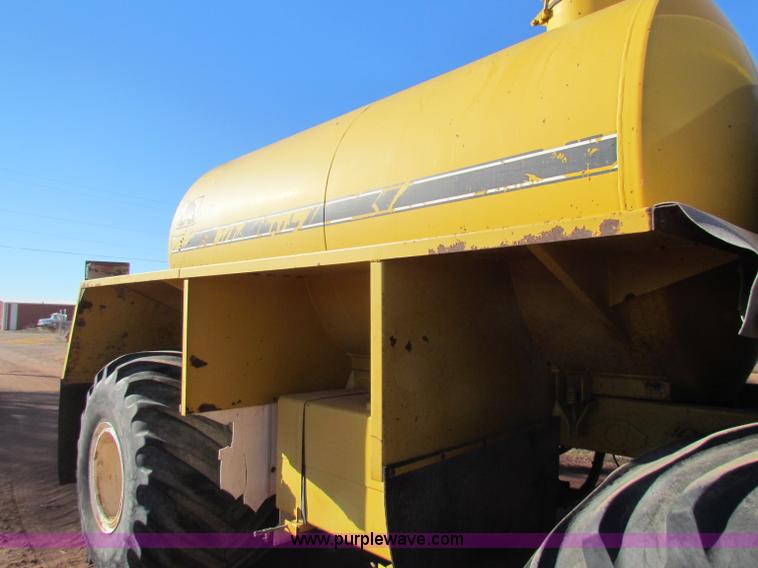 image for item E8298 1985 Ag-Chem Big A 4500 floater