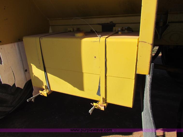 image for item E8298 1985 Ag-Chem Big A 4500 floater