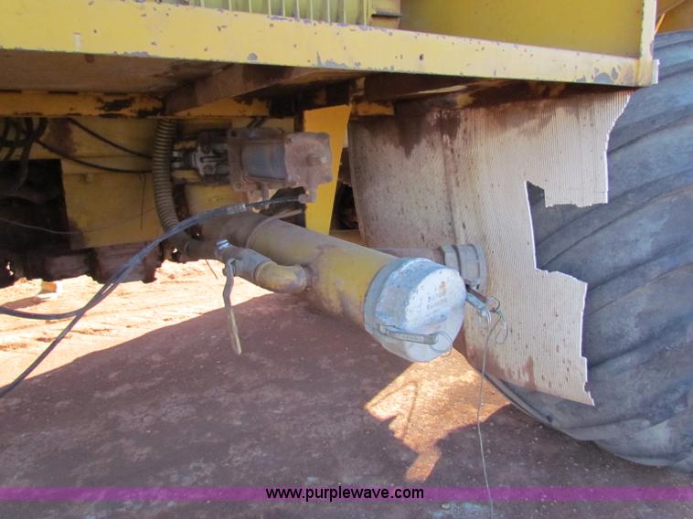 image for item E8298 1985 Ag-Chem Big A 4500 floater