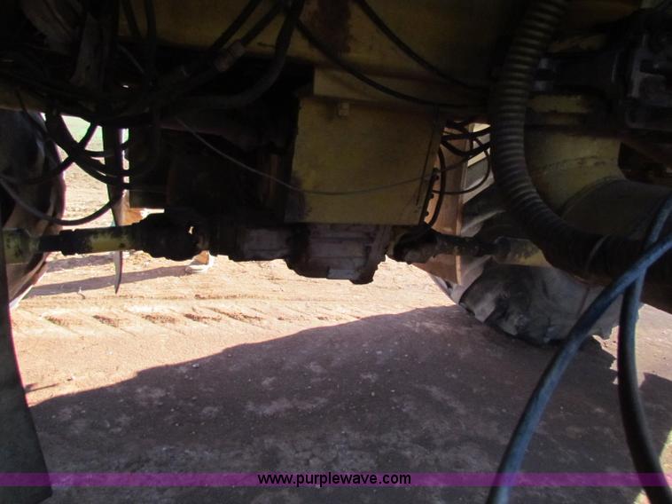 image for item E8298 1985 Ag-Chem Big A 4500 floater