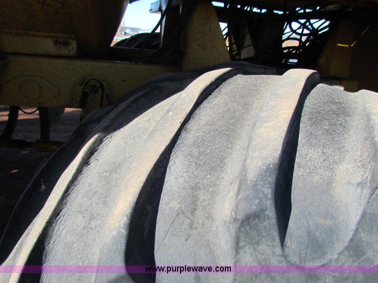 image for item E8298 1985 Ag-Chem Big A 4500 floater