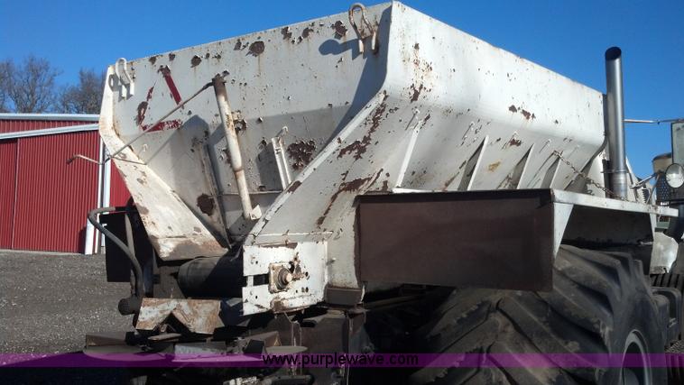 image for item E8353 1983 GMC Big Wheels Brigadier dry spreader truck