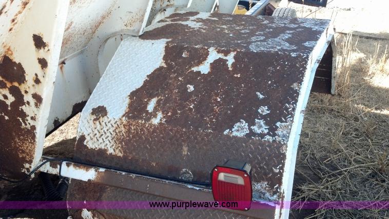 image for item E8355 12' dry fertilizer box