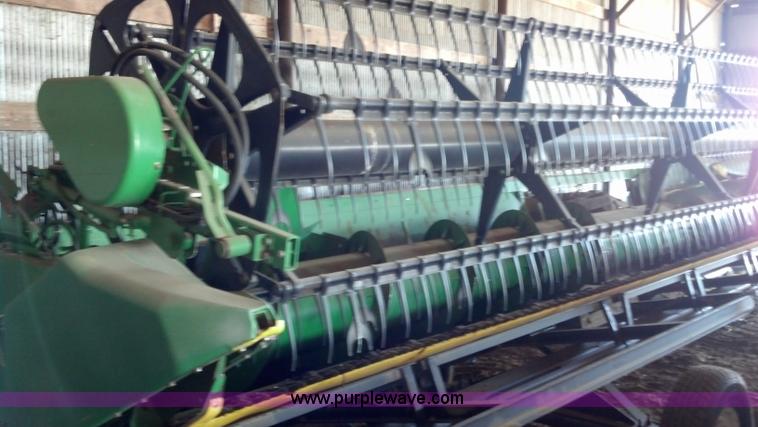 image for item E8357 1998 John Deere 930 flex head header