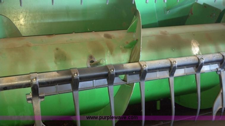 image for item E8357 1998 John Deere 930 flex head header