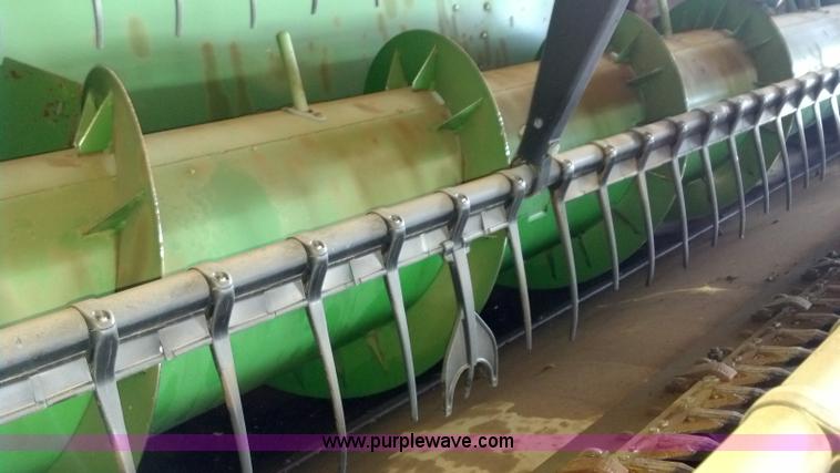 image for item E8357 1998 John Deere 930 flex head header