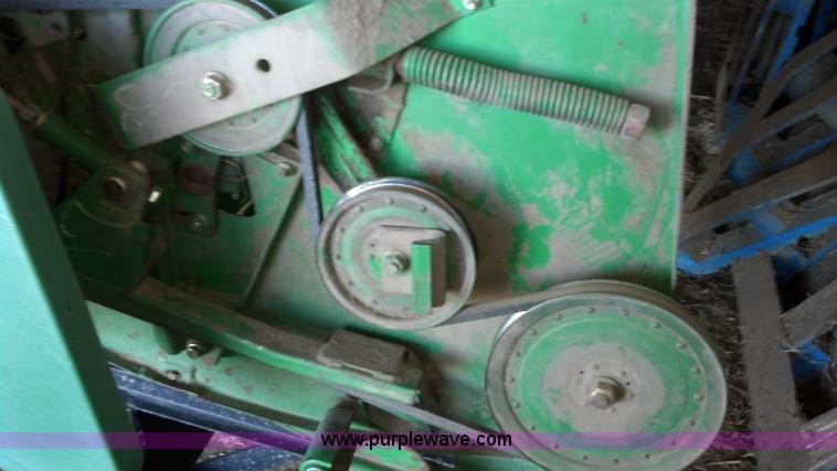 image for item E8357 1998 John Deere 930 flex head header