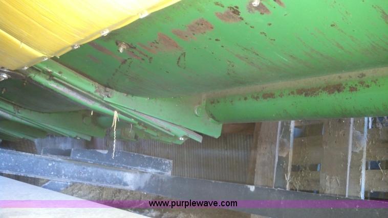 image for item E8357 1998 John Deere 930 flex head header