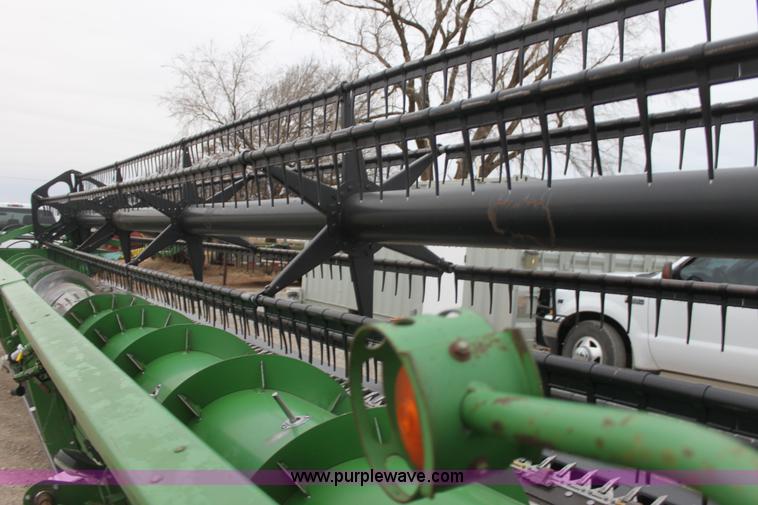 image for item E8378 John Deere 930 Contour Master 30' flex head