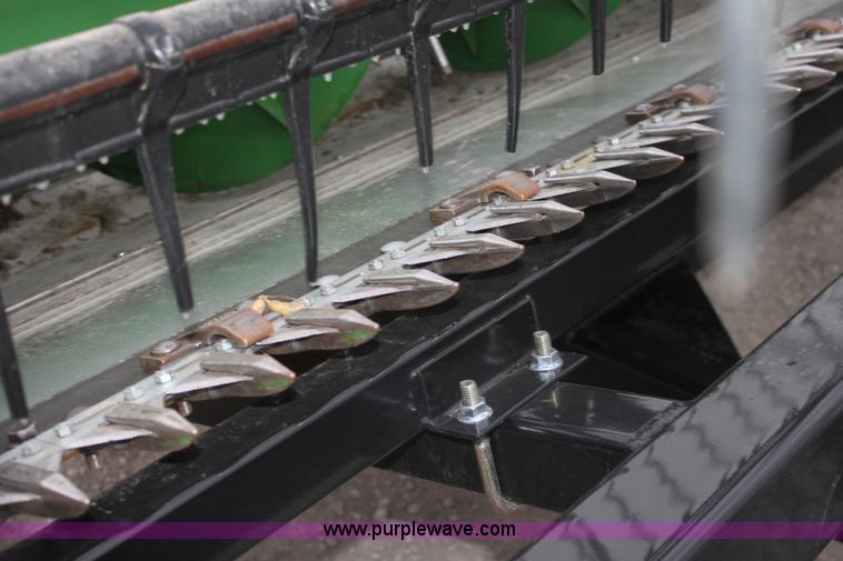 image for item E8378 John Deere 930 Contour Master 30' flex head