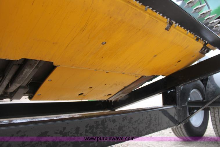 image for item E8378 John Deere 930 Contour Master 30' flex head