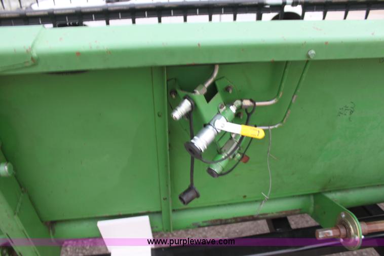 image for item E8378 John Deere 930 Contour Master 30' flex head