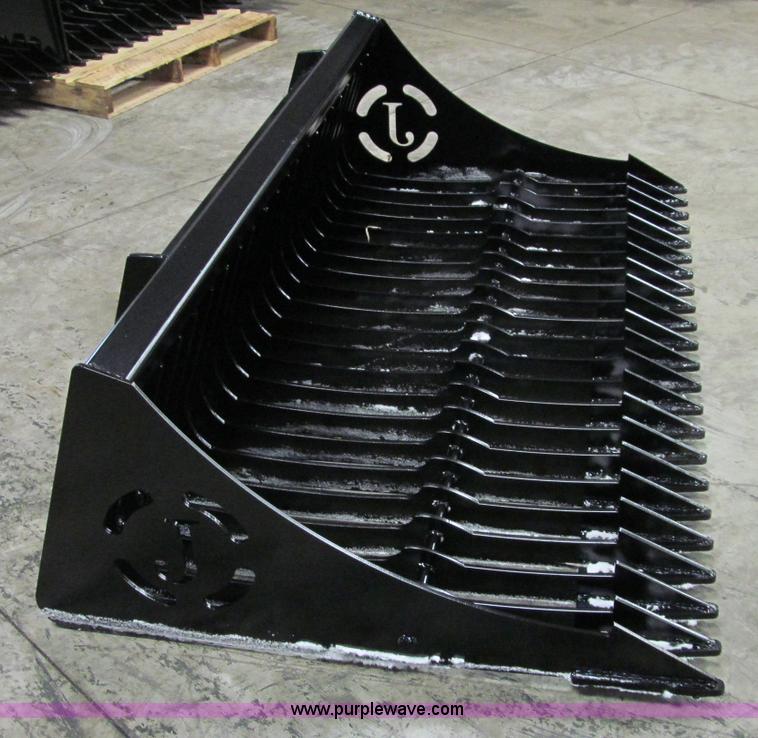 84" skid steer skeleton rock bucket in Long Prairie, MN Item F5894
