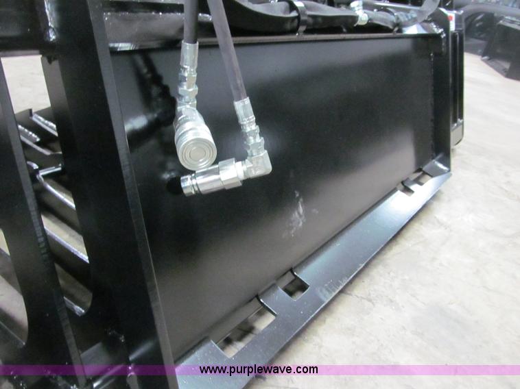 image for item F5895 84" skid steer skeleton rock grapple bucket