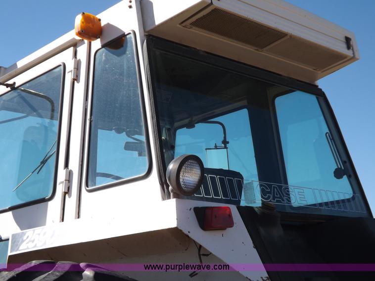 image for item F6373 1980 Case 2590 tractor