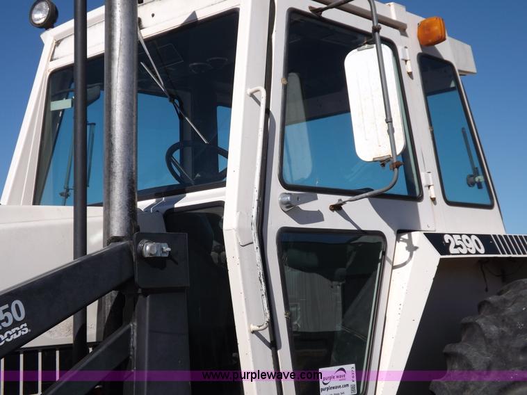 image for item F6373 1980 Case 2590 tractor