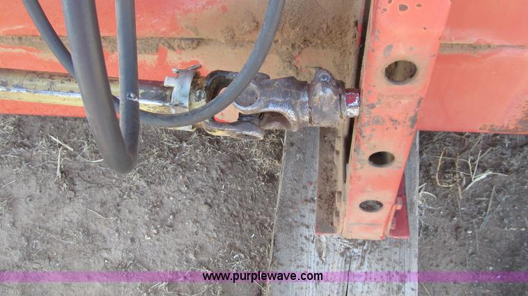 image for item G5592 1992 Case IH 1010 30' header