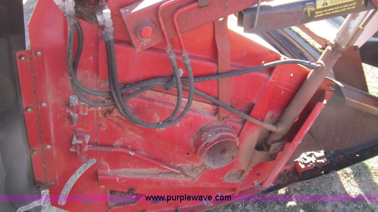 image for item G5592 1992 Case IH 1010 30' header