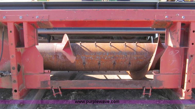 image for item G5592 1992 Case IH 1010 30' header