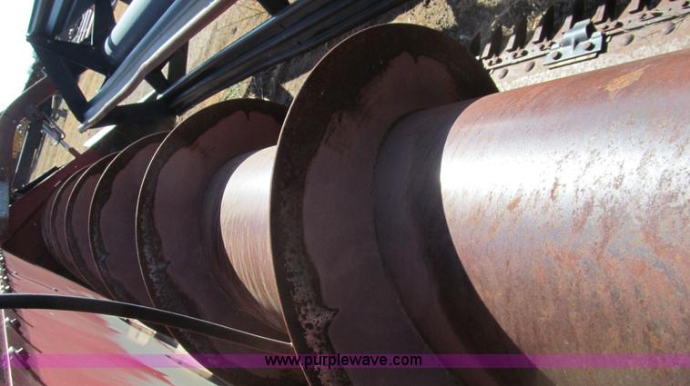 image for item G5592 1992 Case IH 1010 30' header