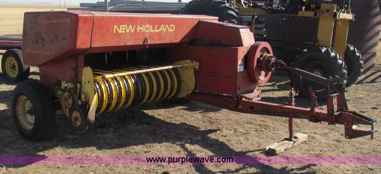image for item G5593 New Holland 278 small square baler