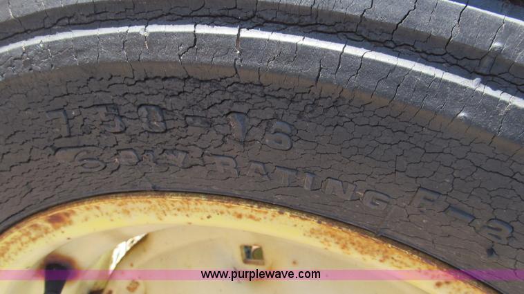 image for item G5594 John Deere 95 combine