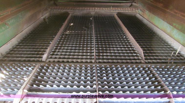 image for item G5594 John Deere 95 combine