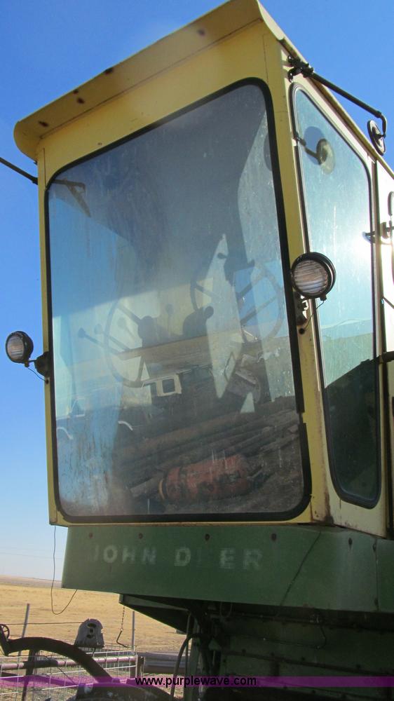 image for item G5594 John Deere 95 combine