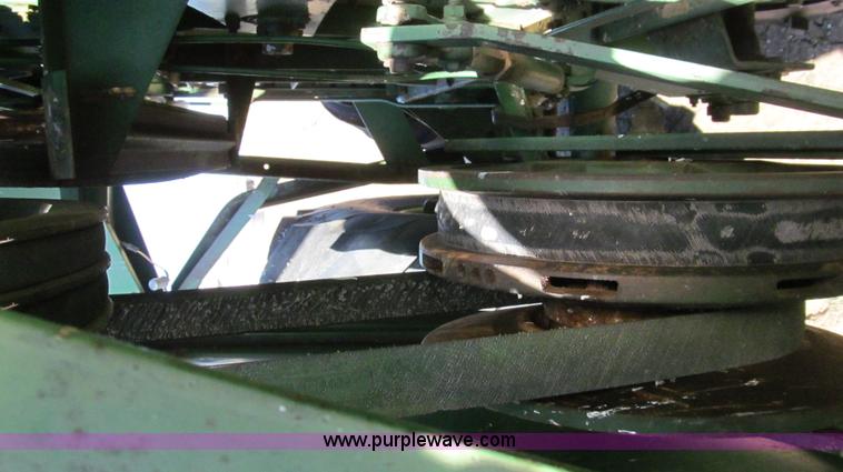 image for item G5594 John Deere 95 combine