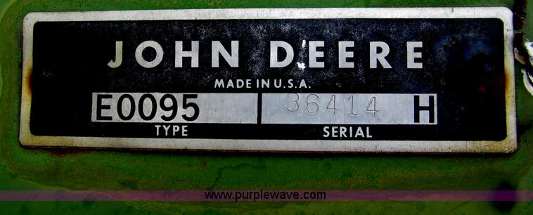 image for item G5594 John Deere 95 combine