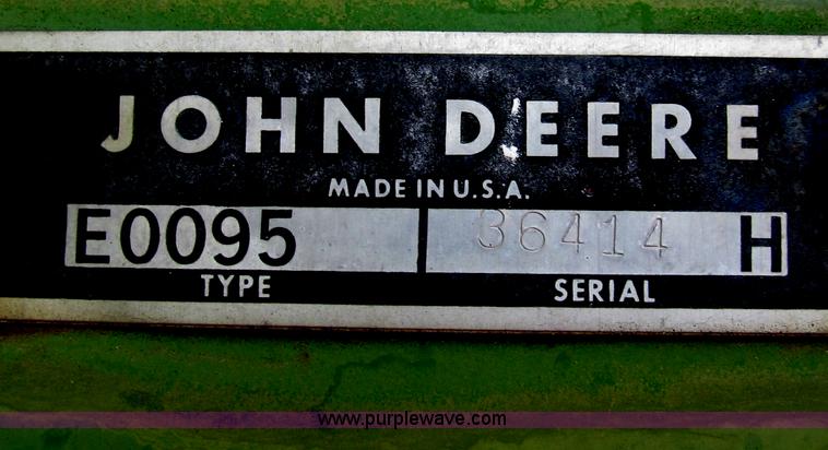 image for item G5594 John Deere 95 combine