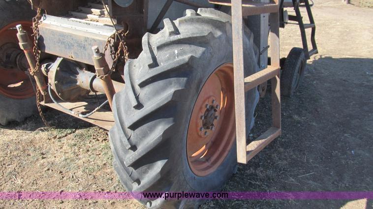 image for item G5595 Allis Chalmers R Gleaner Baldwin combine