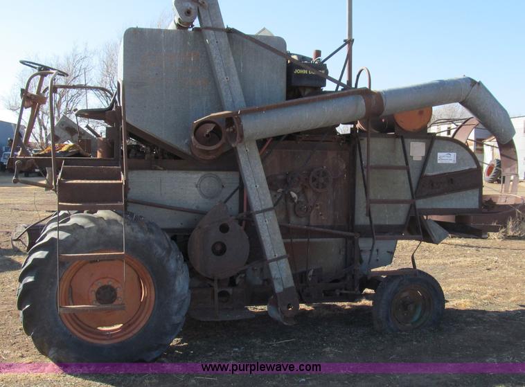 image for item G5595 Allis Chalmers R Gleaner Baldwin combine