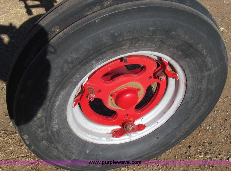 image for item G5596 International Harvester McCormick Farmall M tractor