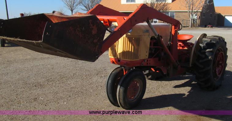 image for item G5597 Case 400 411-B tractor