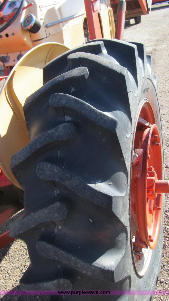 image for item G5597 Case 400 411-B tractor