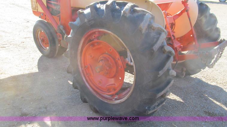 image for item G5597 Case 400 411-B tractor