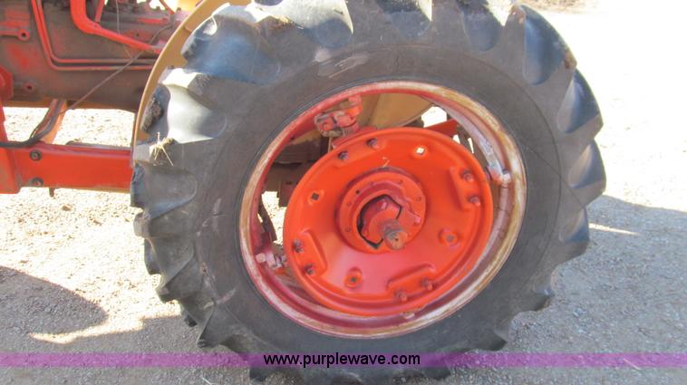 image for item G5597 Case 400 411-B tractor