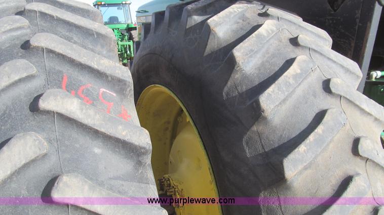 image for item G5627 1988 John Deere 4450 tractor