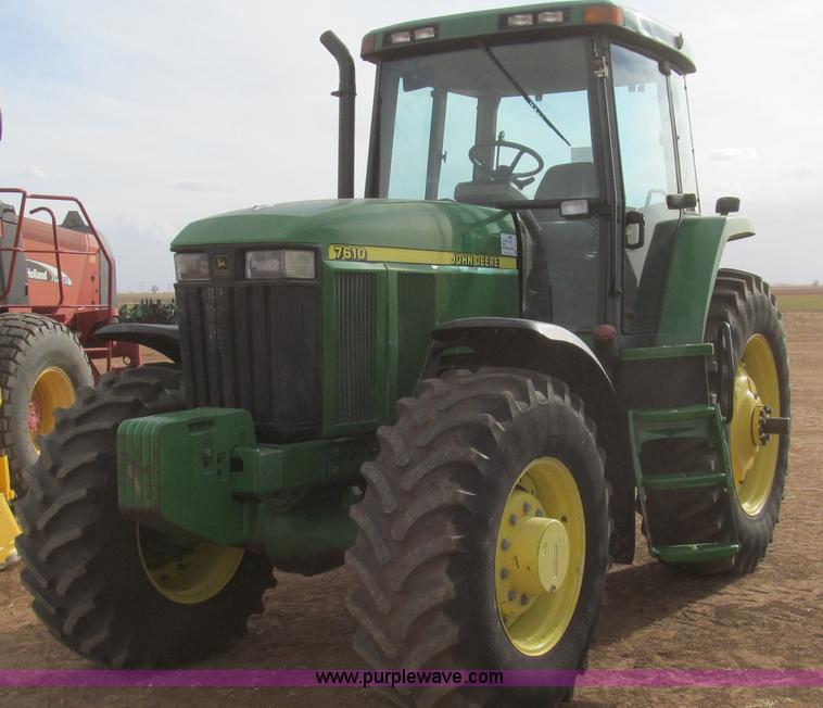 image for item G5628 2002 John Deere 7610 MFWD tractor