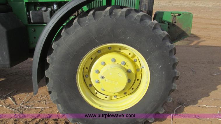 image for item G5628 2002 John Deere 7610 MFWD tractor